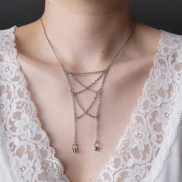 Gothic silver lace-up long chainmail necklace with a small silver chain - Picture 1 of 8